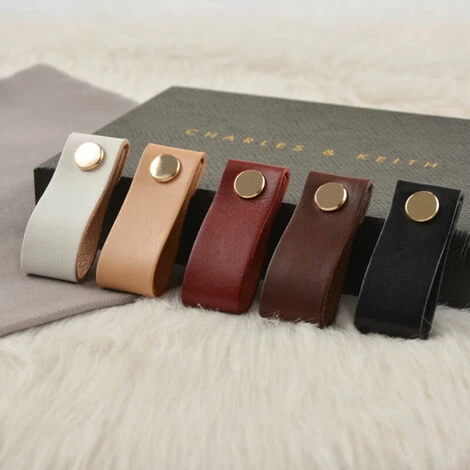 Poignées En Cuir Pour Meubles 6 2 Cm Poignées En Cuir Vintage Faites à La Main Pour Meubles De Cuisine - Salle De Bain - Armoires(café,8Pcs) 5 Poignées En Cuir Pour Meubles 6 2 Cm Poignées En Cuir Vintage Faites à La Main Pour Meubles De Cuisine - Salle De Bain - Armoires(café,8Pcs) – Image 5